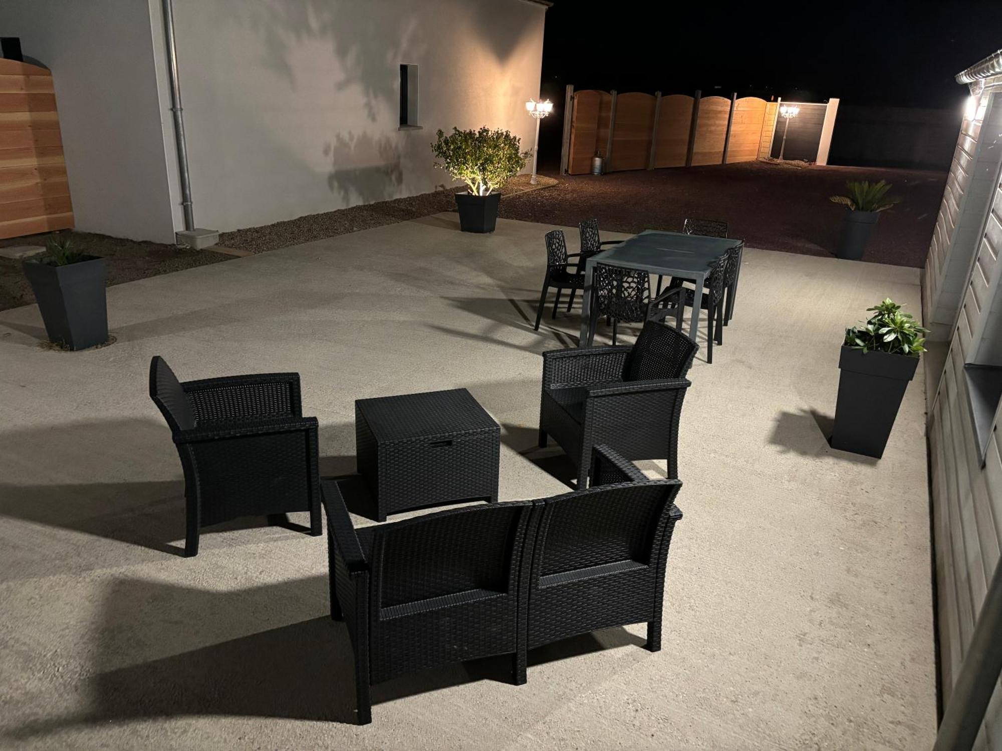 Gite Acces Direct A La Plage Du Dday Saint-Marcouf 外观 照片